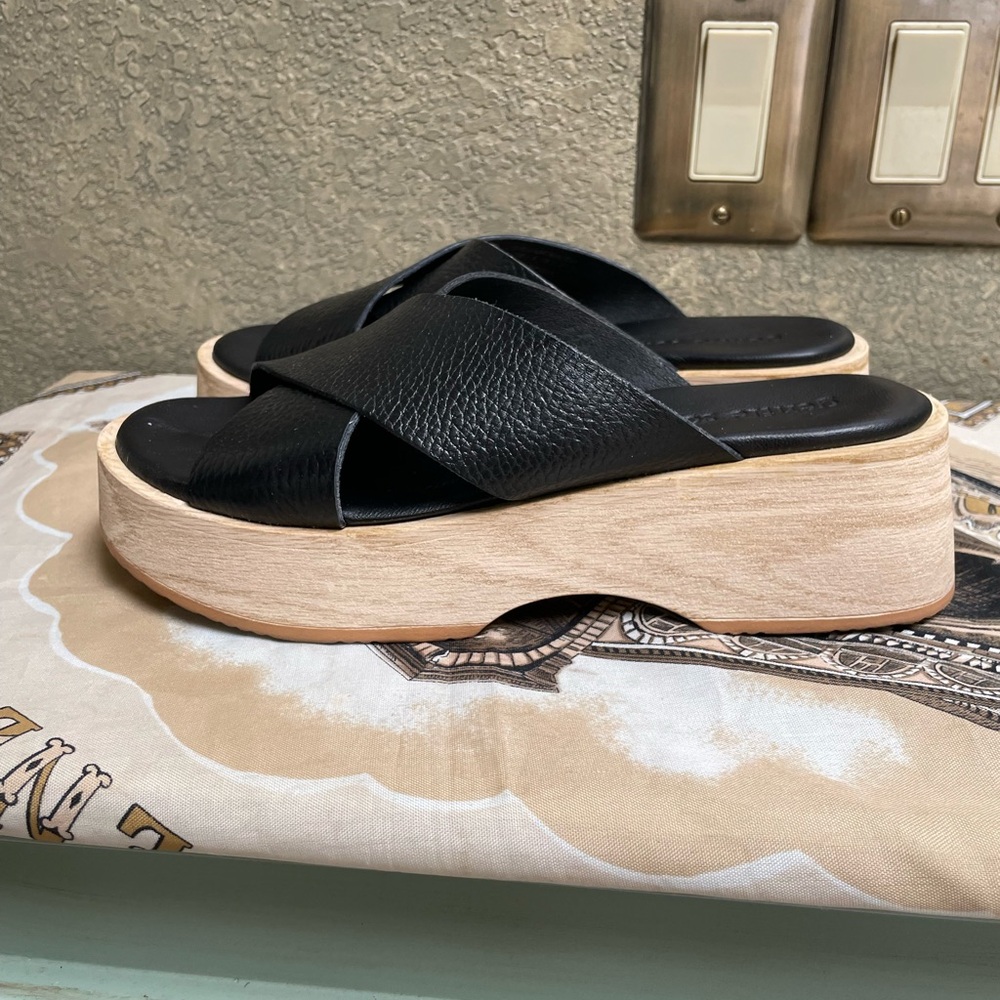 Gentle Souls, Orion, Black Leather Platform Sandals